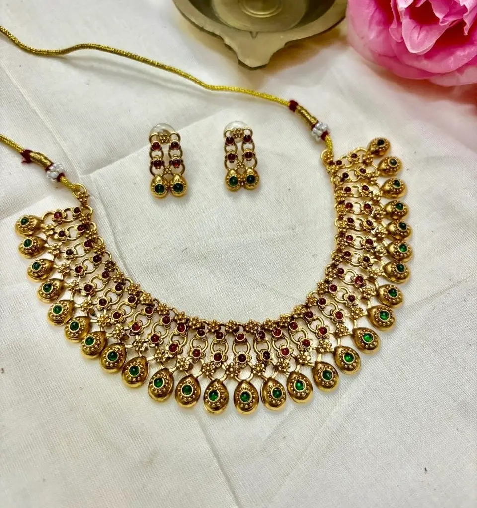 Rain Drop Antique Set