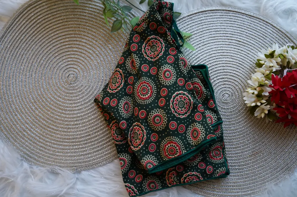 QB017 - Ajrak Blouses