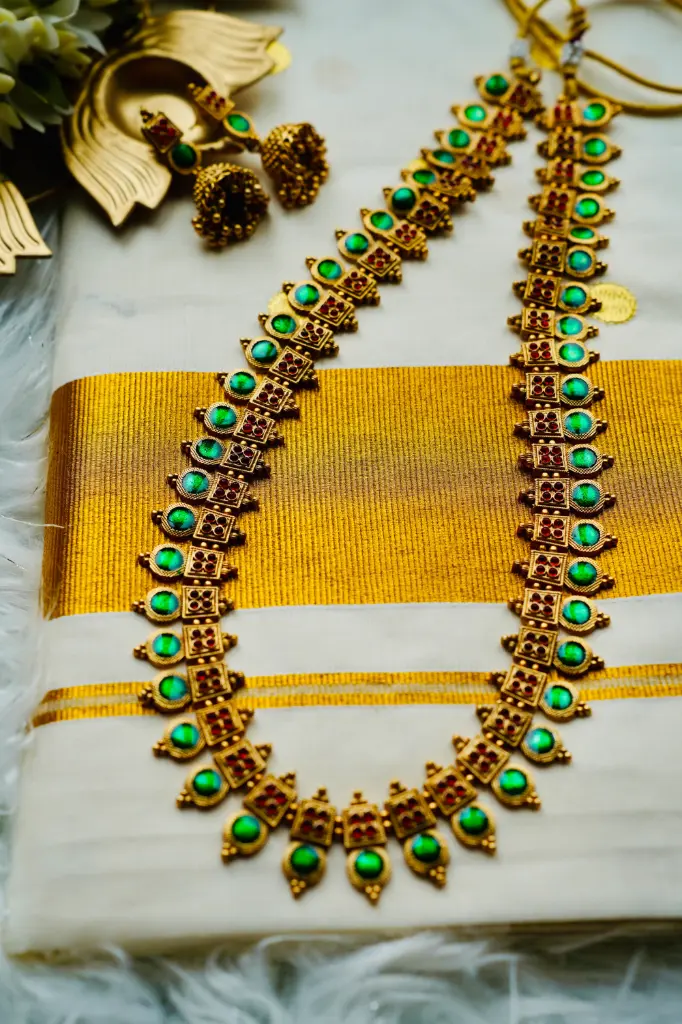 QJ001 - Long Traditional Haaram