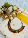 QJ012 Nagapadam Necklace Red