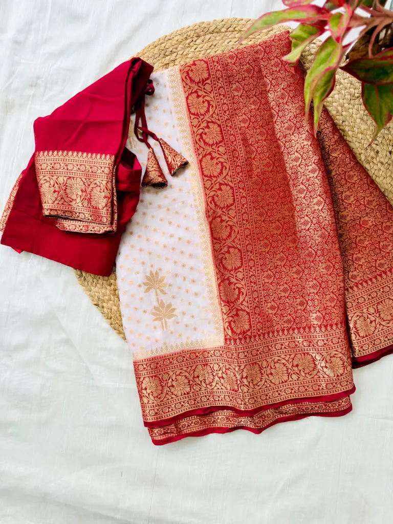 SS050- Georgette Red Saree with with Stitched Blouse