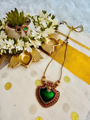 QJ015 Palakka Pendant