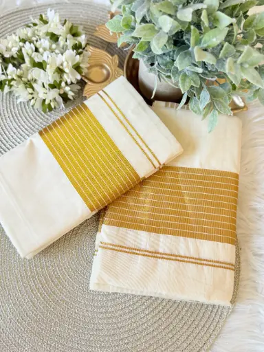 SM010-Stripe Kasavu Kerala Set Munde